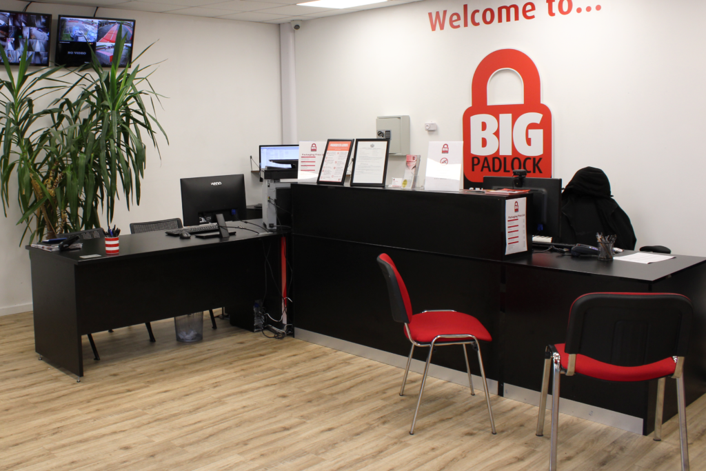 Big Padlock Self Storage - Cardiff Reception